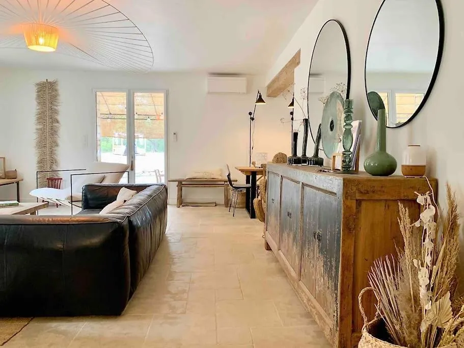 Villa Piscine Vue Exceptionnelle Murs  France